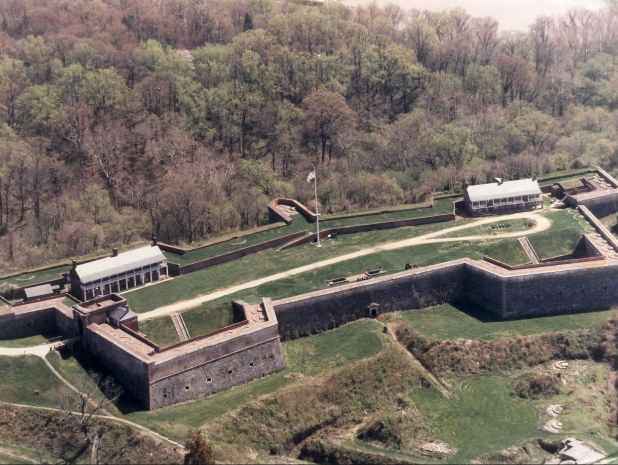 fort Washington aerial.jpeg